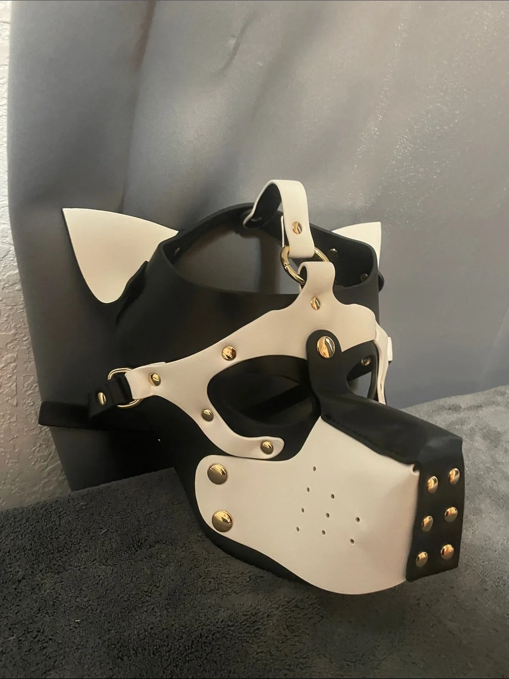 Black & White Leather Dog Mask Harness Muzzle with Gold Studs NWOT